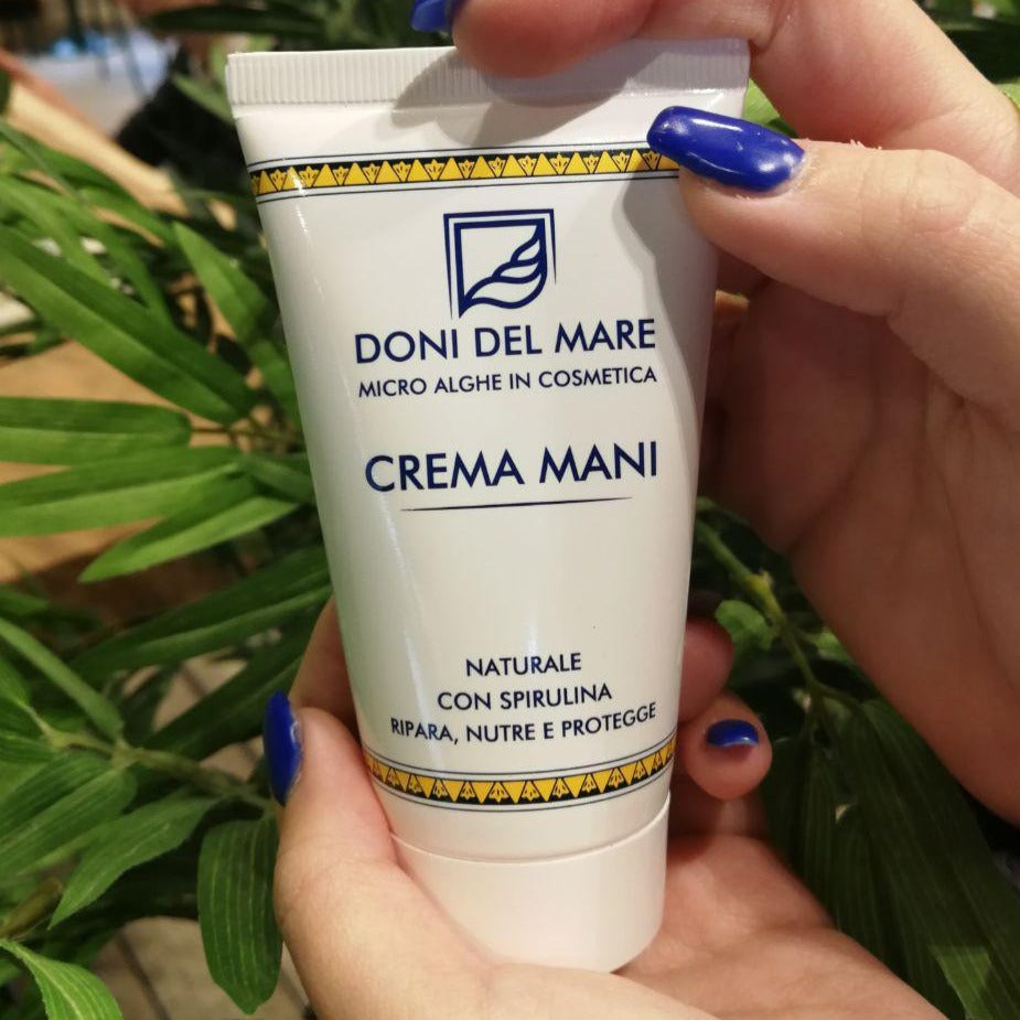 | Azione anti-age | Idratazione profonda | Pelle più elastica | Luminosità naturale | Protezione quotidiana | Texture leggera | Effetto levigante | Nutrimento intenso | Comfort assoluto | Giovinezza visibile